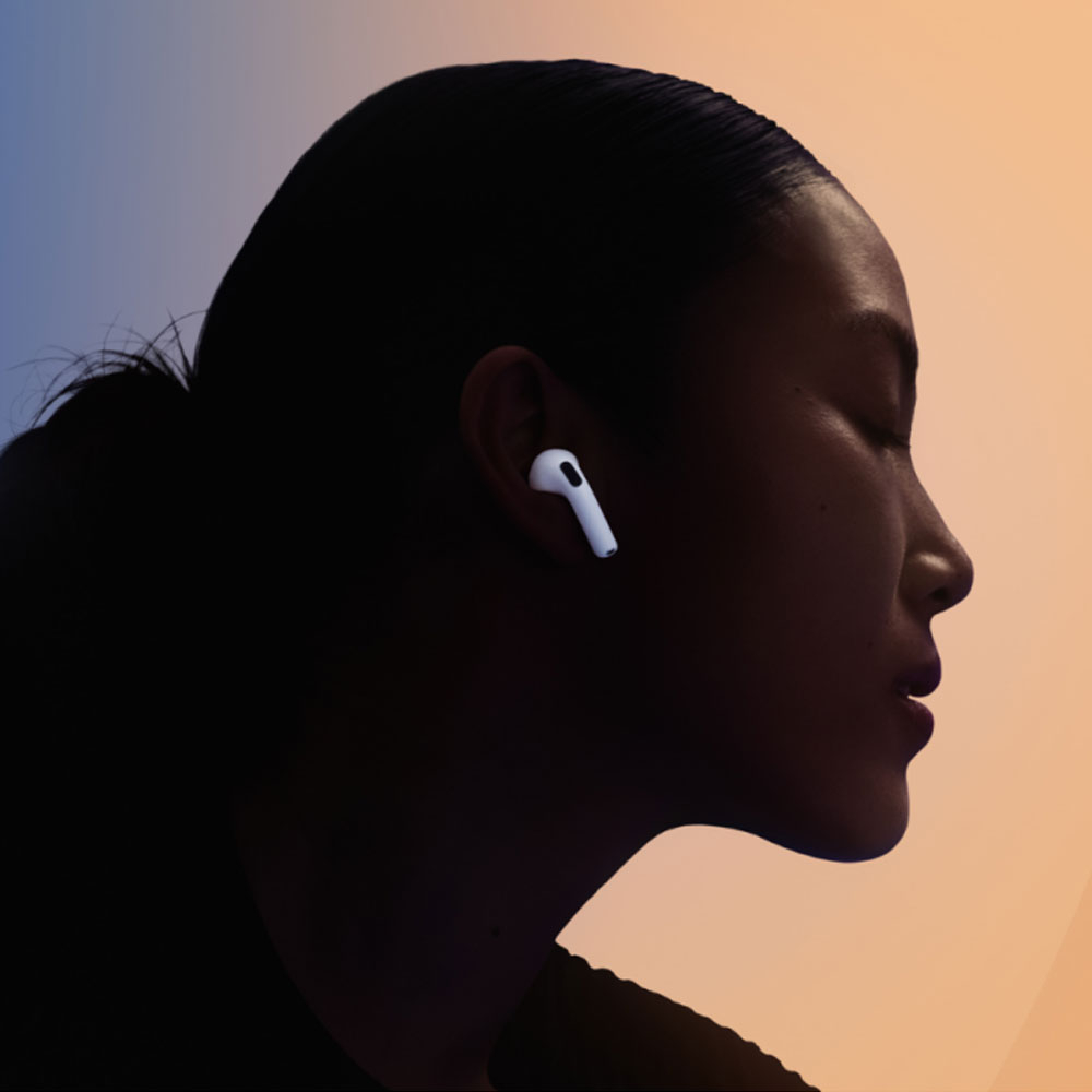هدفون بلوتوثی اپل مدل AirPods 4 فاقد قابلیت نویز کنسلینگ، درگاه شارژ USB Type-C، شارژ بی سیم، با قابلیت اتصال به چند دستگاه، پشتیبانی از فرمان لمسی، نشانگر LED، پشتیبانی از دستیار صوتی، مقاوم در برابر آب - Image 10