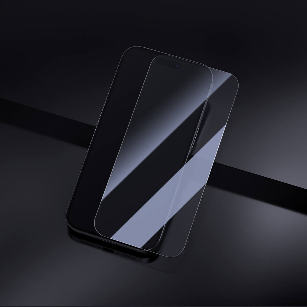 محافظ صفحه نمایش نیلکین مدل H Plus Pro مناسب برای گوشی موبایل اپل iPhone 17 Pro Max به همراه کیت نصب - Image 17