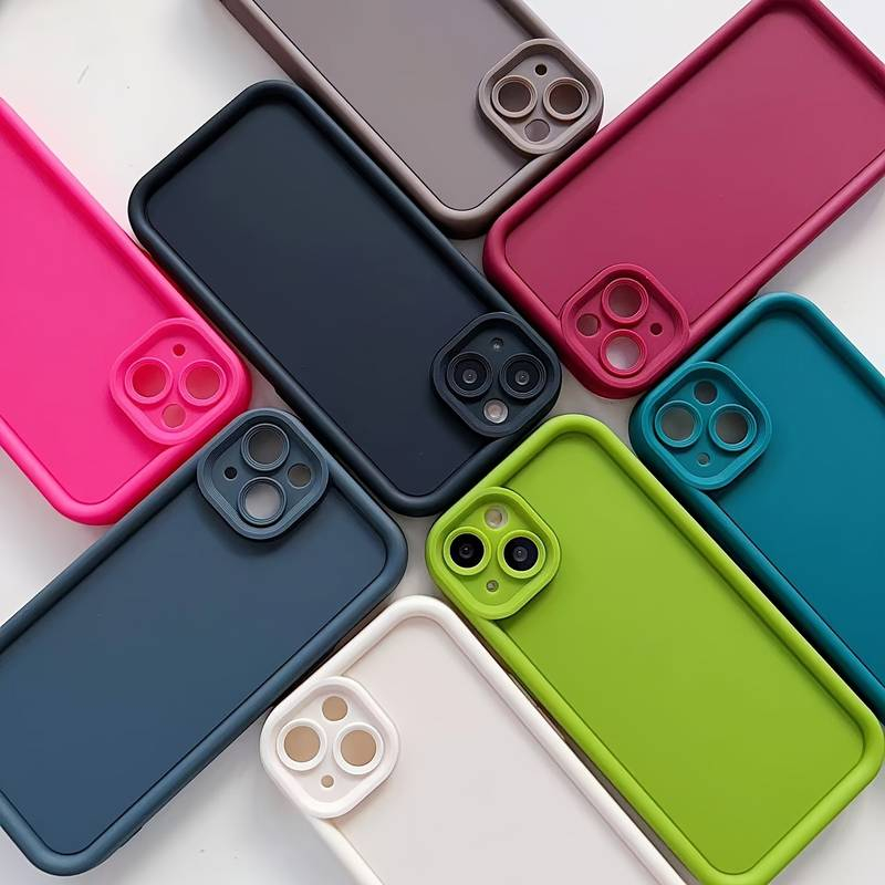 کاور موکولو مدل Silicone Puffer Strap مناسب برای گوشی موبایل اپل iPhone 13 به همراه بندآویز - Image 8