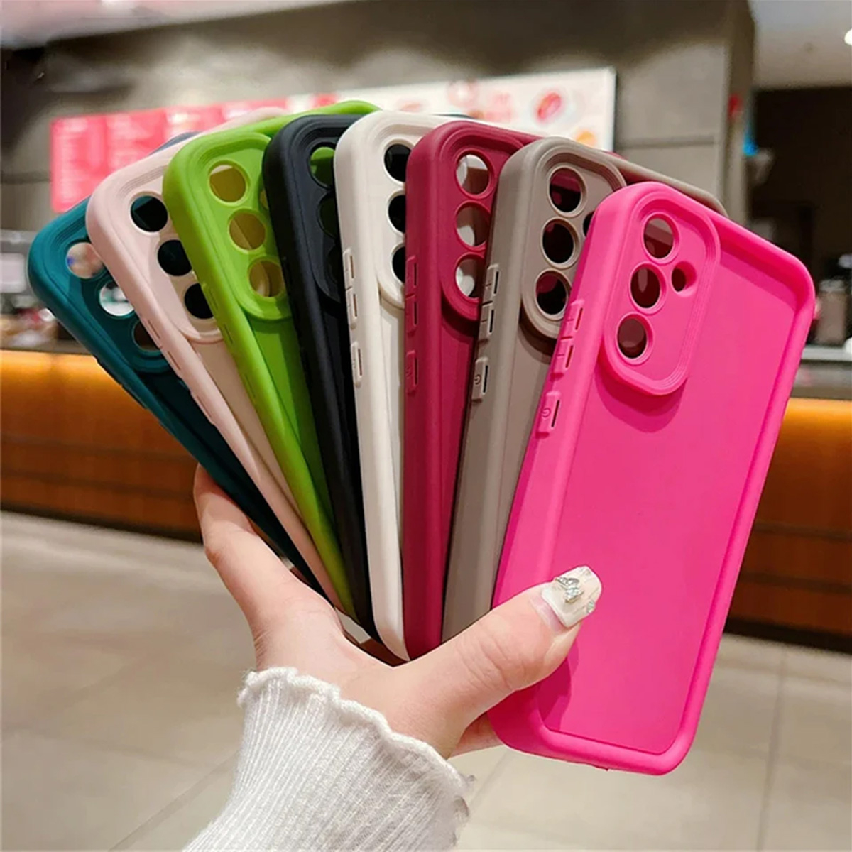 کاور موکولو مدل Silicone Puffer Strap مناسب برای گوشی موبایل سامسونگ Galaxy A56 5G به همراه بند آویز - Image 10